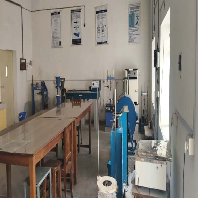 CONSTRUCTION MATERIAL LAB